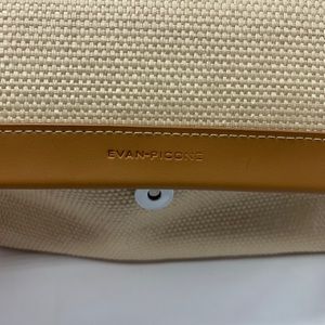 Evan Picone beige shoulder purse